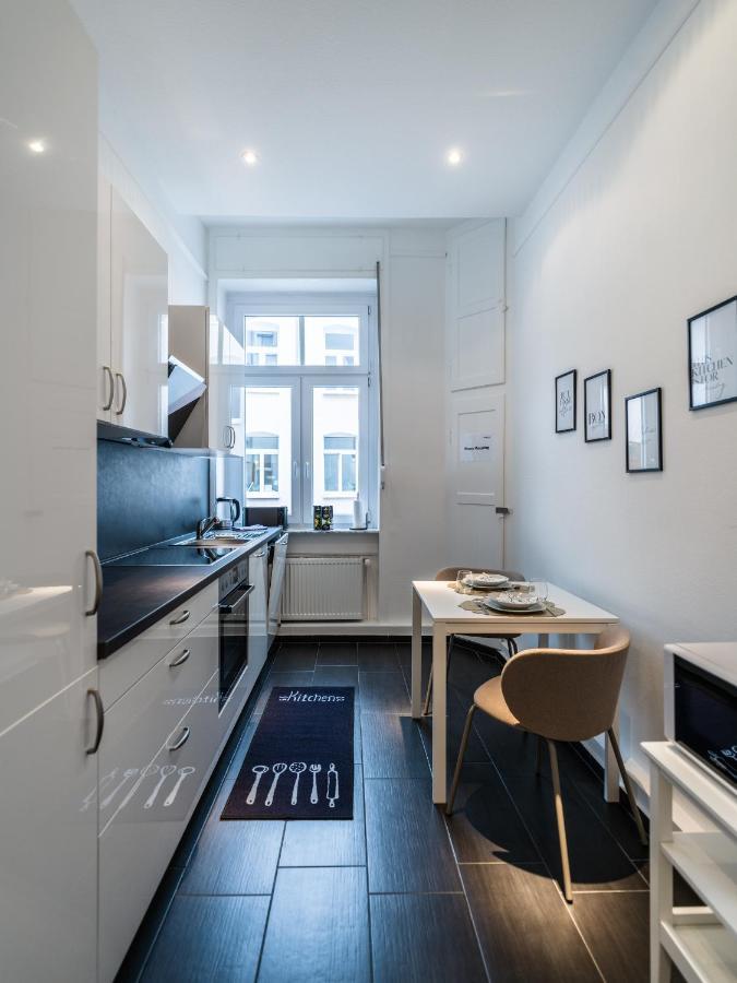 Hochwertige Altbauwohnung Im Modernen Stil In Wiesbaden - Kueche - Terrasse - Wlan - Zentral Exterior foto
